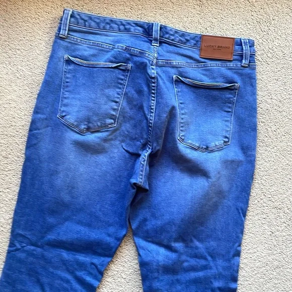 Lucky Brand Jeans - Picture 5 of 6